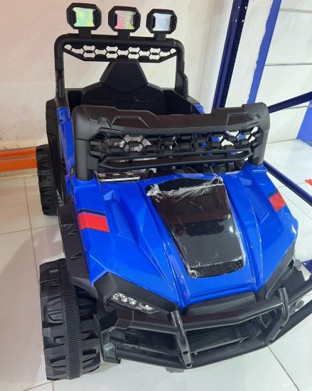 صورة سيارتين جيب أطفال